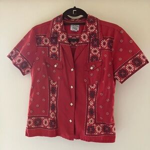 Lucky Brand Red bandana print western snap up collared blouse size medium